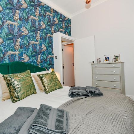 Cosy 1 Bedroom Home For Small Families London Luaran gambar