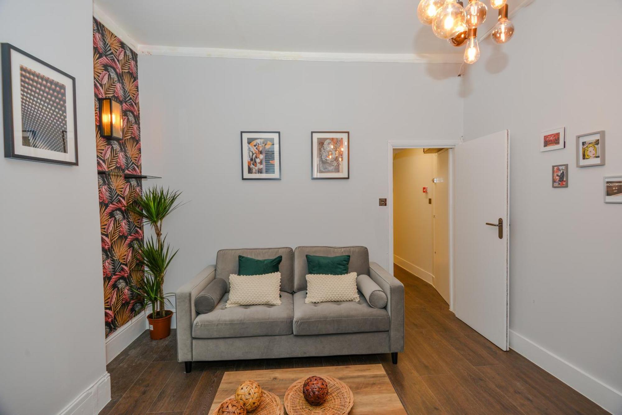 Cosy 1 Bedroom Home For Small Families London Luaran gambar